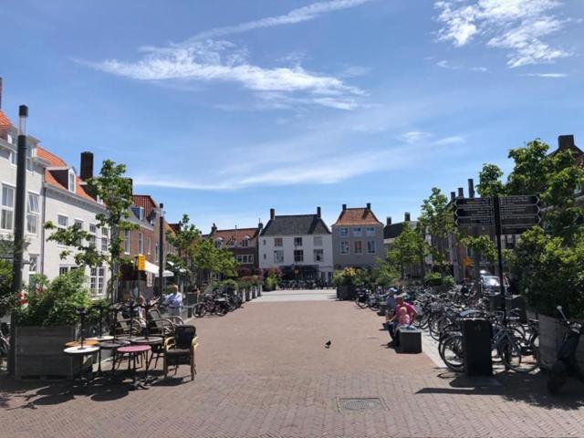 Ruime 'in De Drie Koningen' In Hartje Gasthof Middelburg